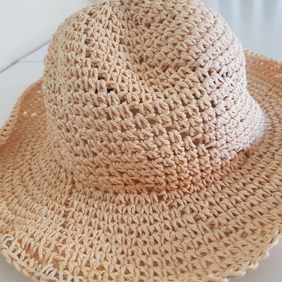 Hat - Picture 4 of 4